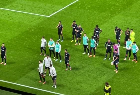 Već ne izgleda dobro - Marko Arnautović se kreće uz pomoć štaka